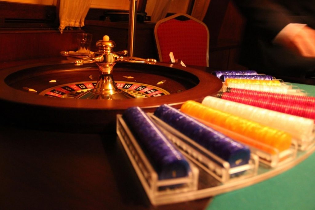 the d casino table games