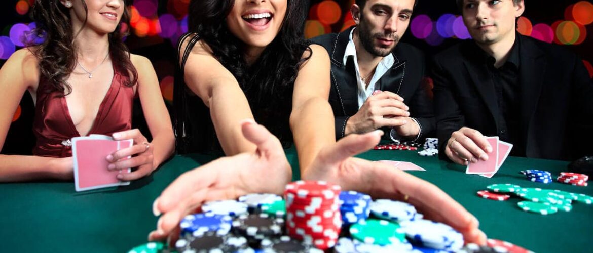 Which of Live Dealer Games and Traditional Online Gambling Is Better?